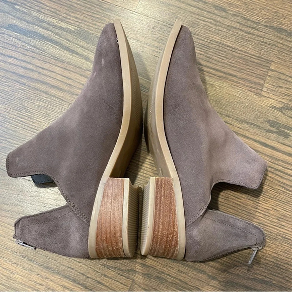 Steve Madden Laramie Suede Ankle Booties size 10 Back Zipper - Picture 5 of 11